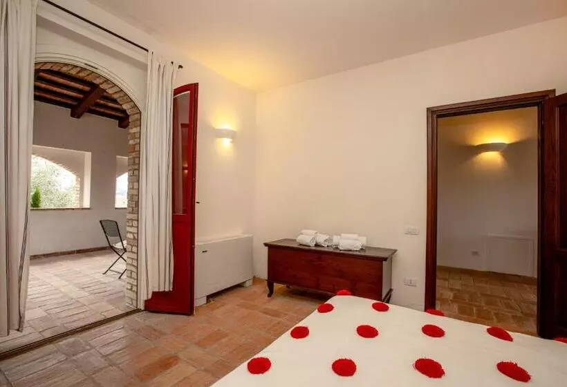 ホテル Tenuta Pianirossi