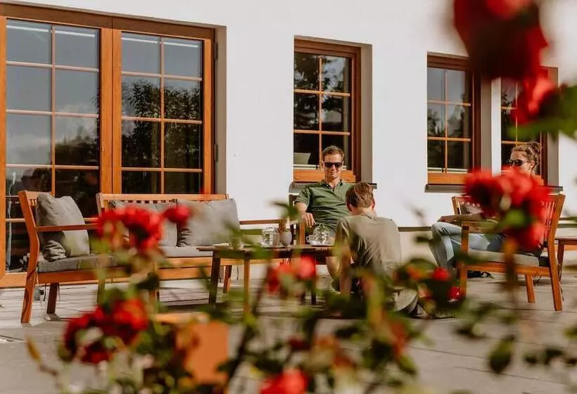 Waldhotel Kreuztanne