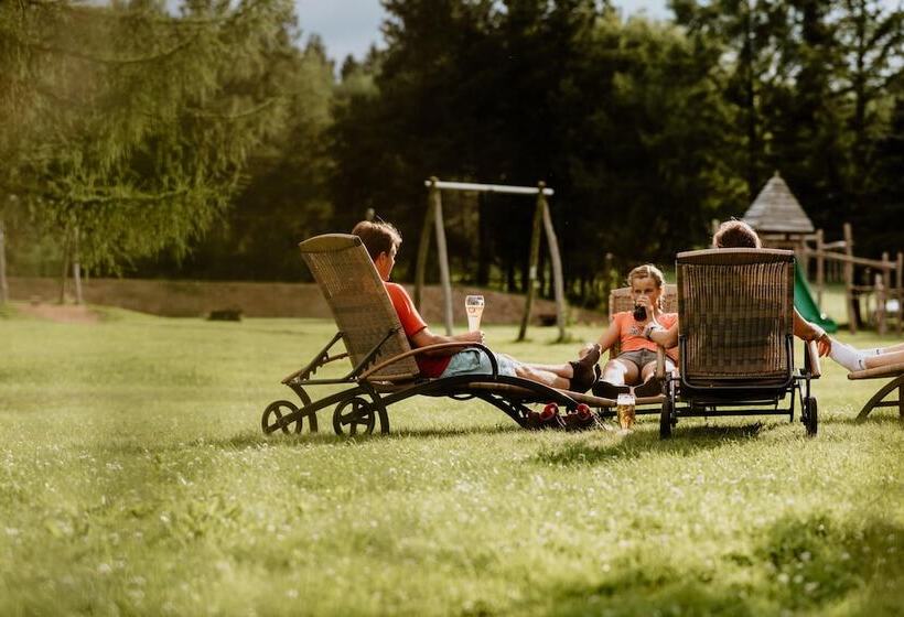 Waldhotel Kreuztanne