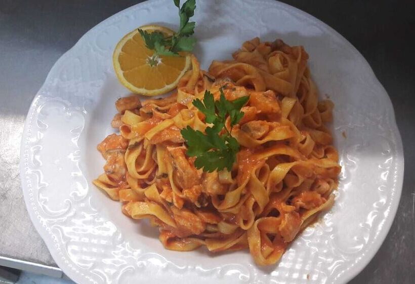 Отель Zum Goldenen Wagen