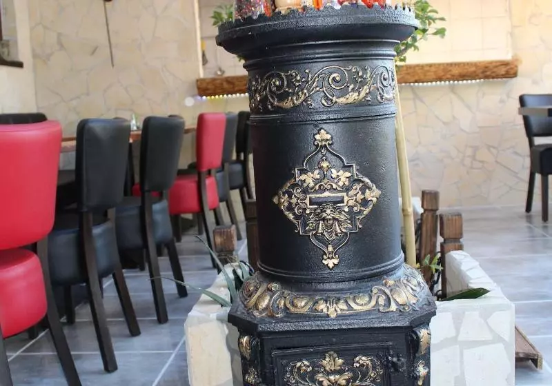 Отель Zum Goldenen Wagen