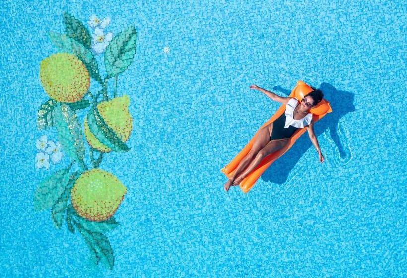 Narcis   Maslinica Hotels & Resorts