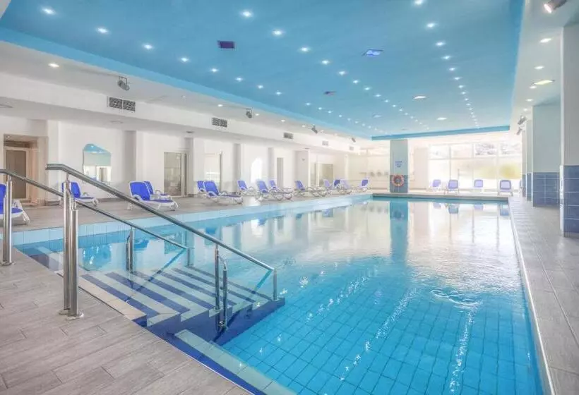 Narcis   Maslinica Hotels & Resorts