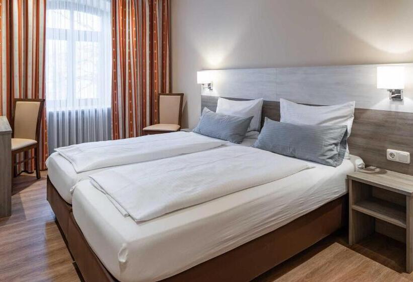 بنسيون Klosterbräu Schlehdorf