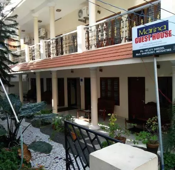 پانسیون Marina Guest House