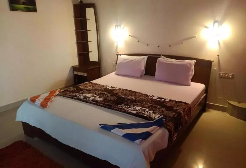 پانسیون Marina Guest House