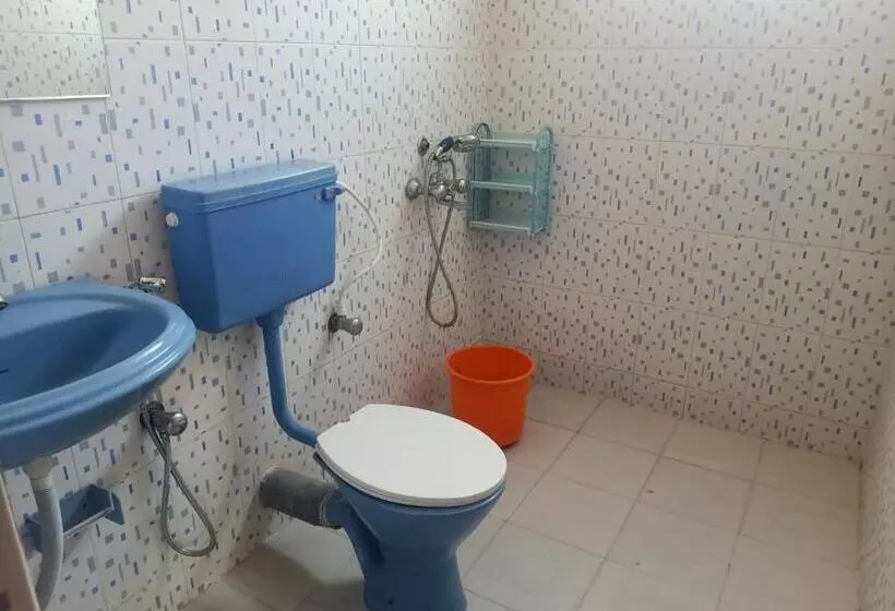 پانسیون Marina Guest House