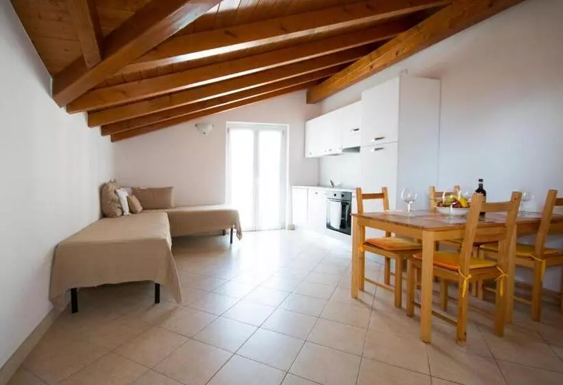 Rezydencja Lakeside Holiday Resort