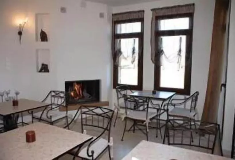 Villa Del Lago Boutique