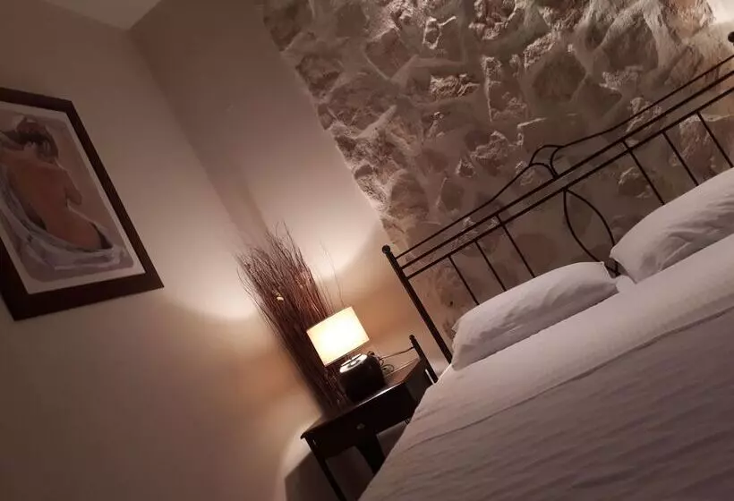 Villa Del Lago Boutique