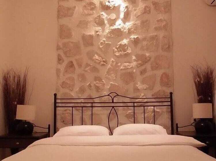 Villa Del Lago Boutique