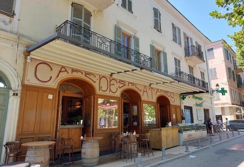 Appartement T4 Très Bien Situé Et Climatisé