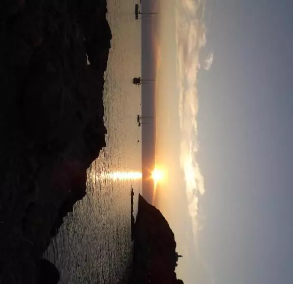 Appartement T4 Très Bien Situé Et Climatisé