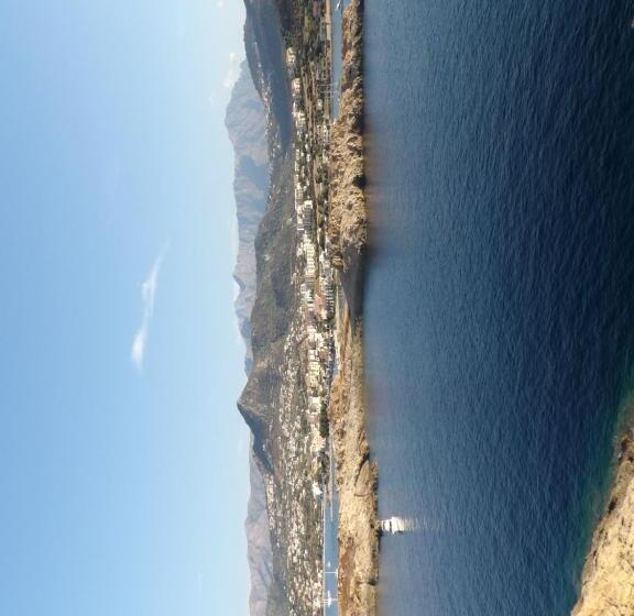 Appartement T4 Très Bien Situé Et Climatisé