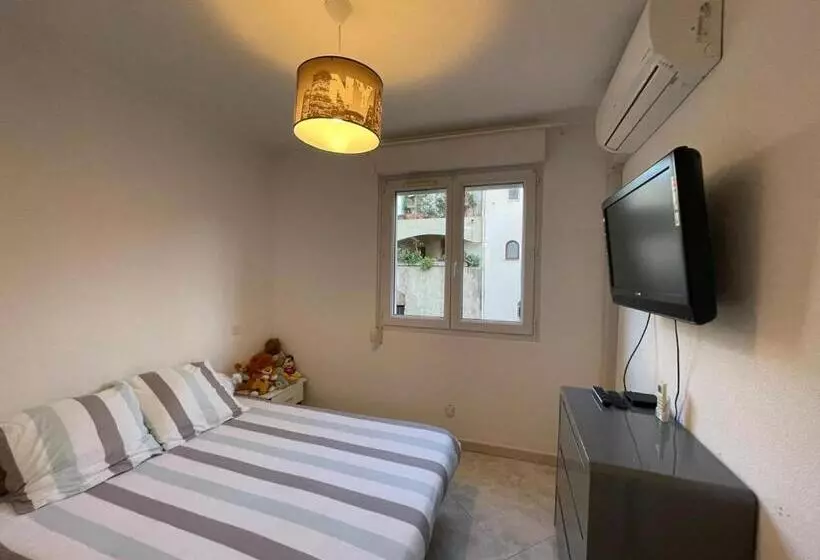 Appartement T4 Très Bien Situé Et Climatisé