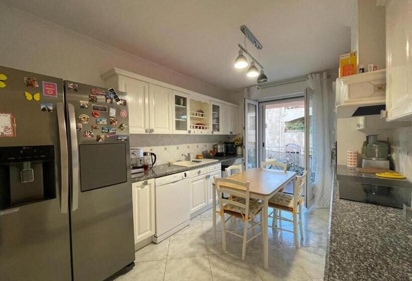 Appartement T4 Très Bien Situé Et Climatisé