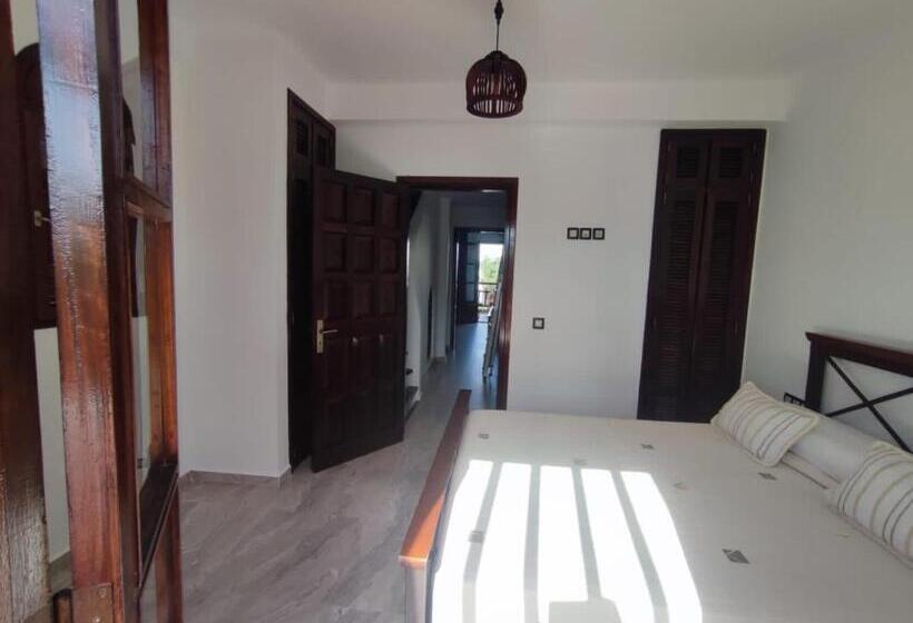 Beach House In Ksar Rimal