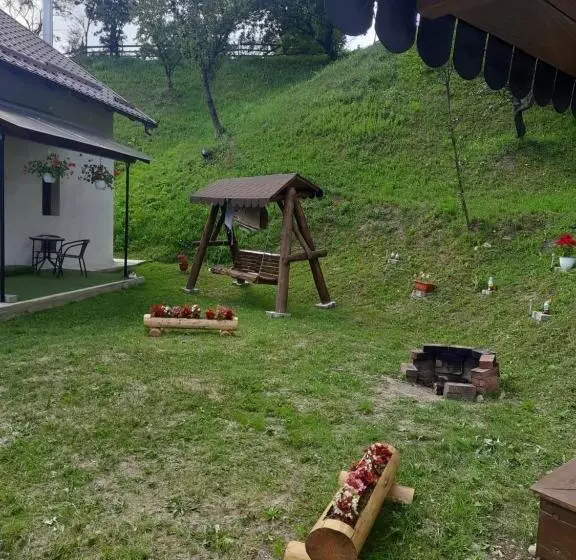 Casa Poiana Largului