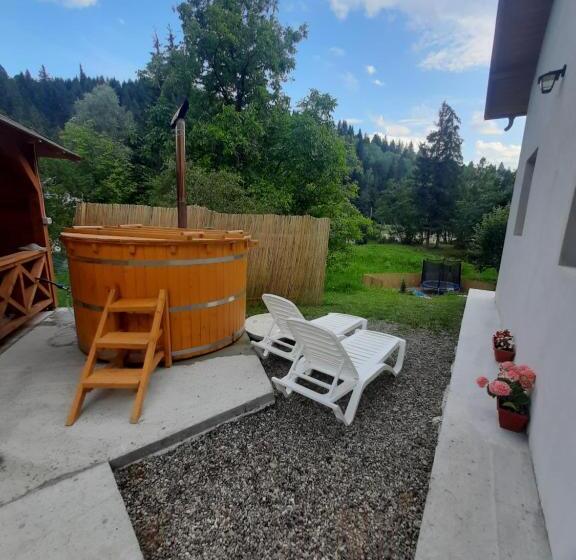 Casa Poiana Largului