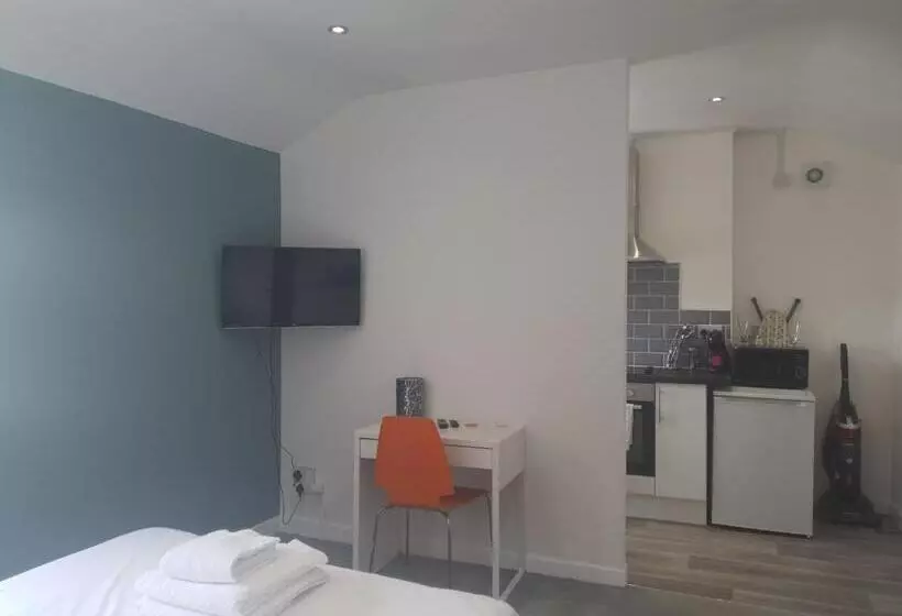 Cozy Crib 1 Bed Studio
