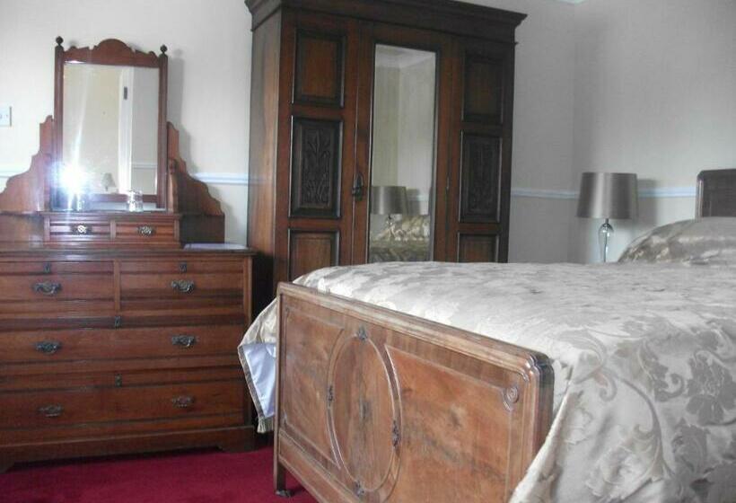 Fuchsia House Bed And Breakfast Connemara