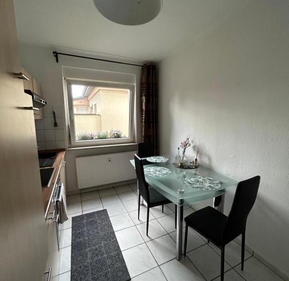 Gemütlich Eingerichtete 2 Zimmer Wohnung In Duisburg Meiderich