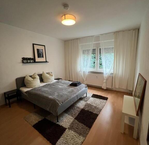 Gemütlich Eingerichtete 2 Zimmer Wohnung In Duisburg Meiderich