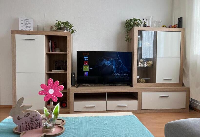 Gemütlich Eingerichtete 2 Zimmer Wohnung In Duisburg Meiderich