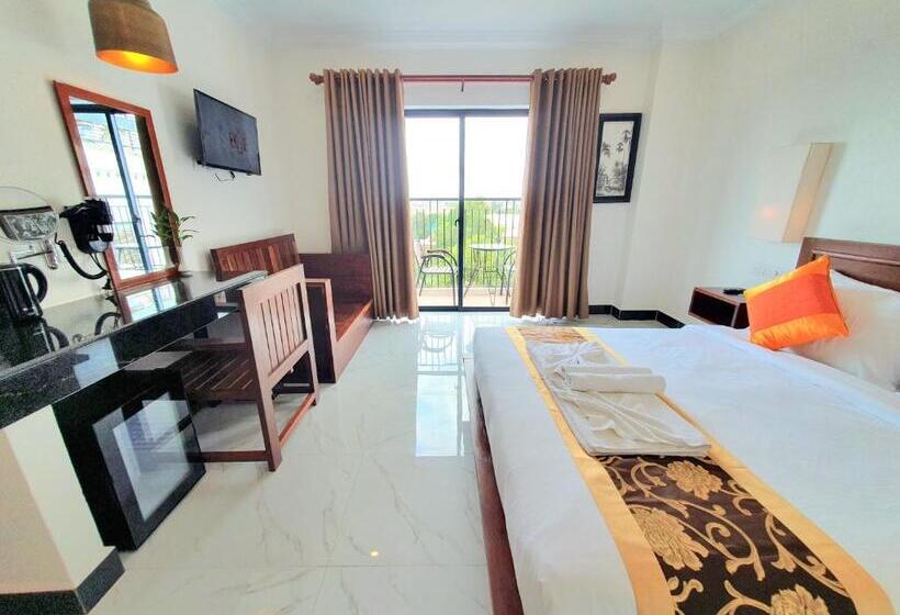 هتل Darling Pub Hostel