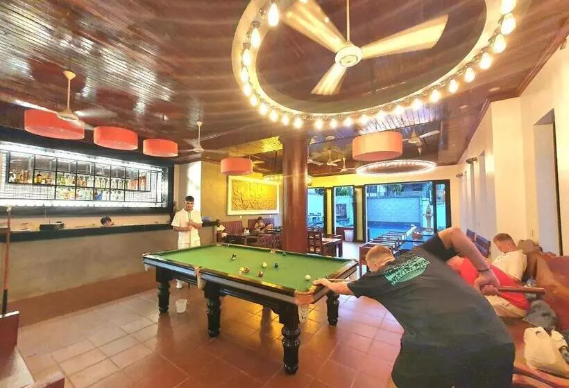 ホテル Darling Pub Hostel