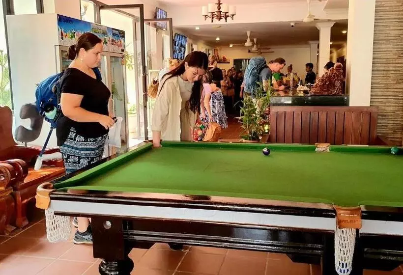 ホテル Darling Pub Hostel