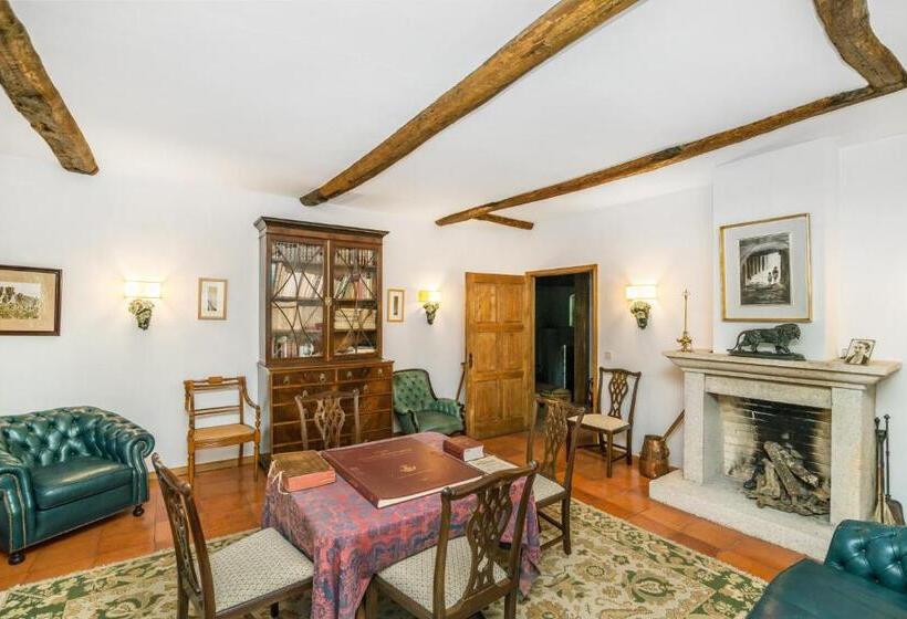 هتل Quinta De Santa Júlia