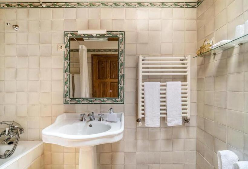 هتل Quinta De Santa Júlia