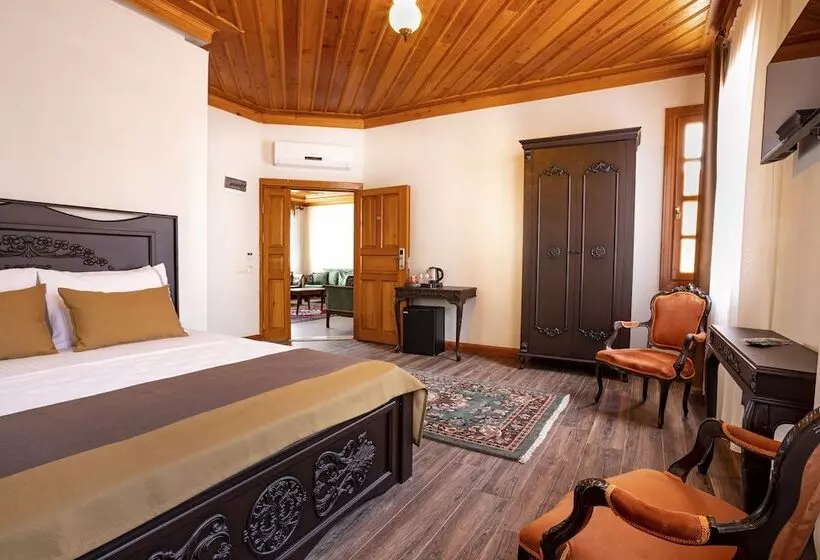 ホテル Woo Town Suites