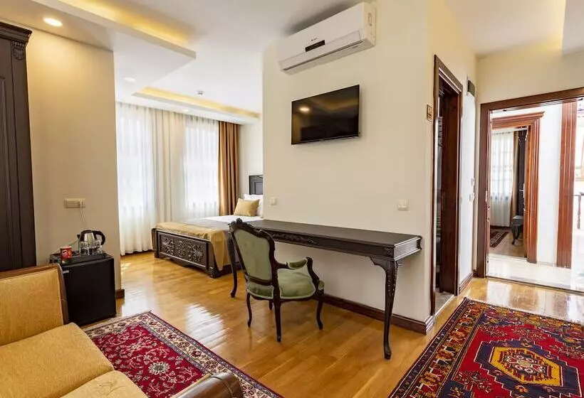 ホテル Woo Town Suites