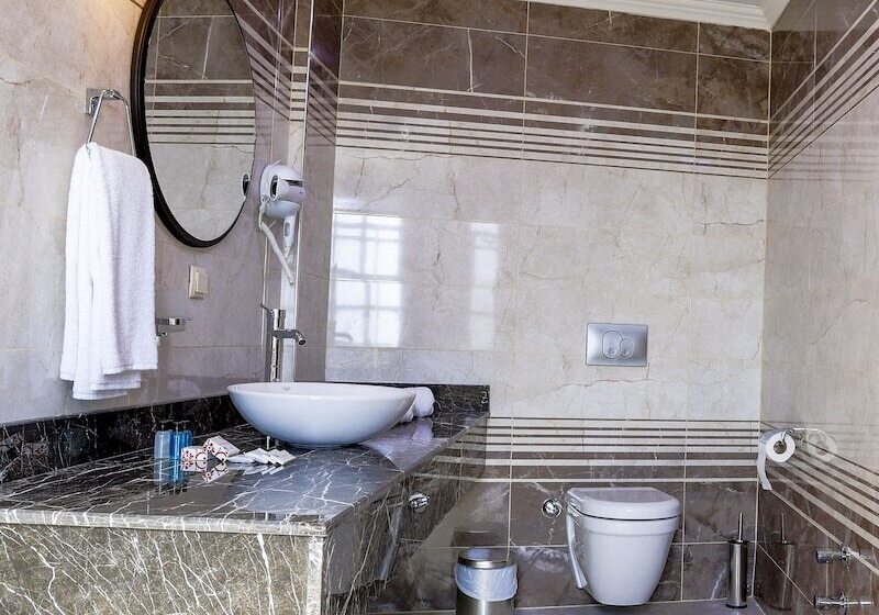 هتل Woo Town Suites