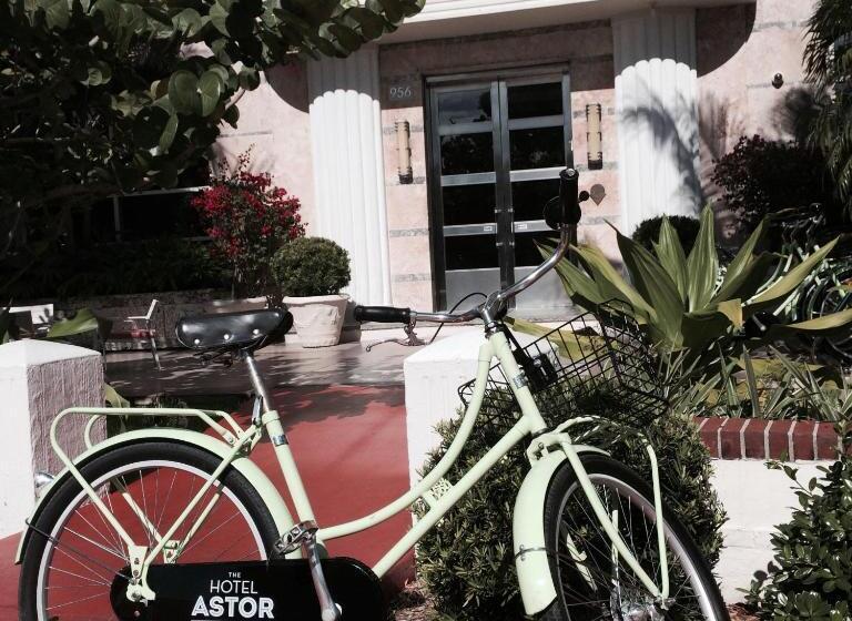 בית מלון כפרי The Astor By Luxurban