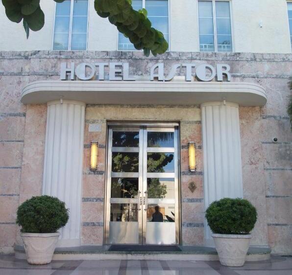 בית מלון כפרי The Astor By Luxurban