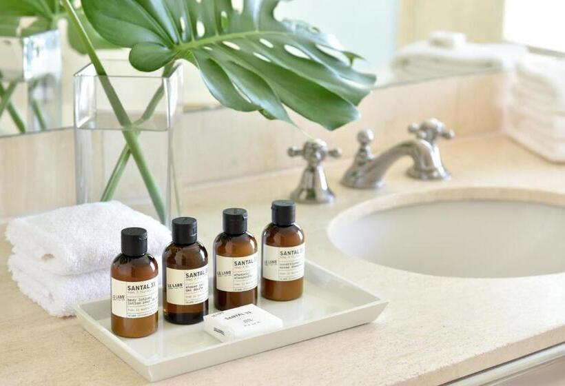 בית מלון כפרי The Astor By Luxurban