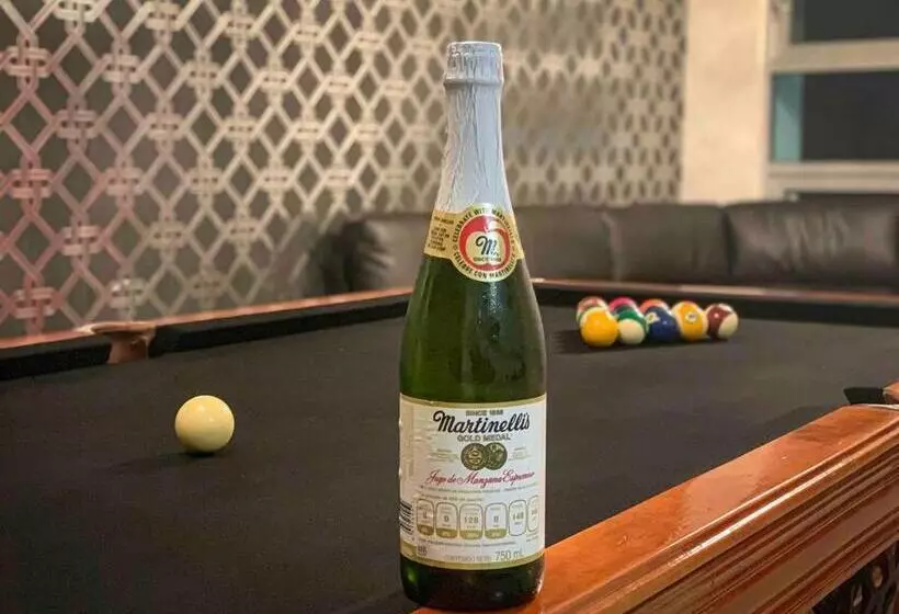 New House / Vip / 1 Block To The Beach