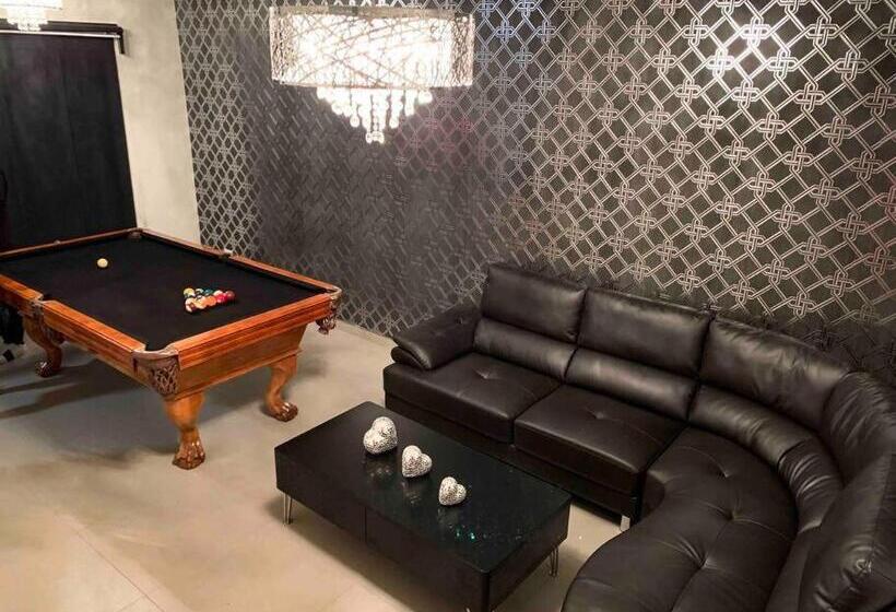 New House / Vip / 1 Block To The Beach