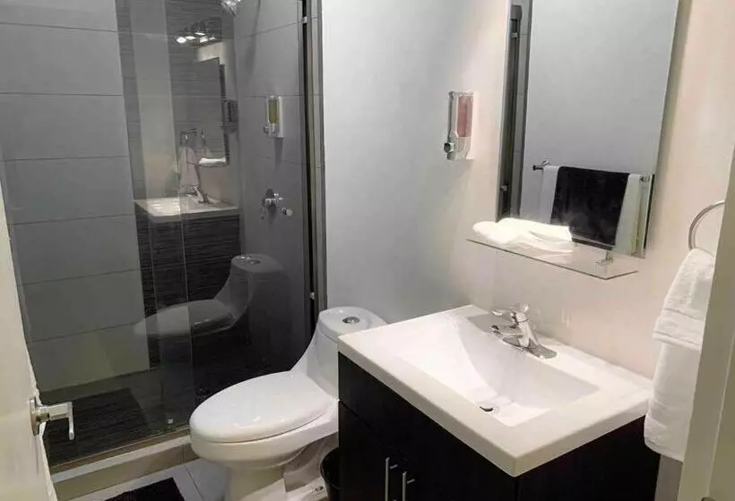 New House / Vip / 1 Block To The Beach