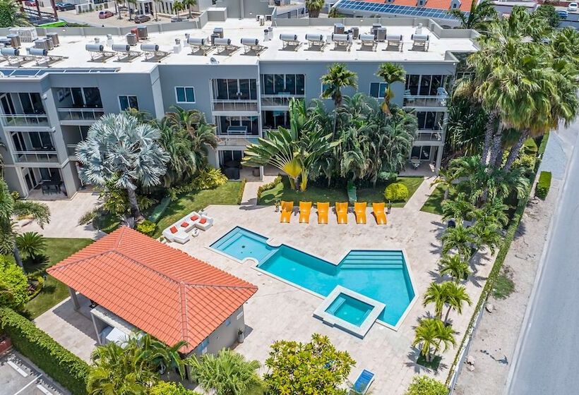 Sunset 16 Caya Dr. J.e.m. Arends 1