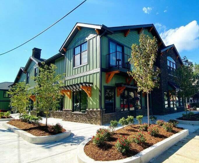 Franklin At M&p   View Of Main Street