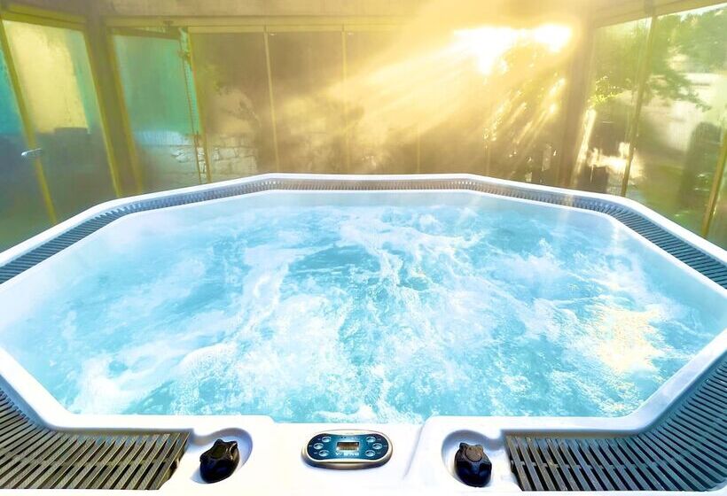 Banana Alaçatı Wellness Hotel Adults Only