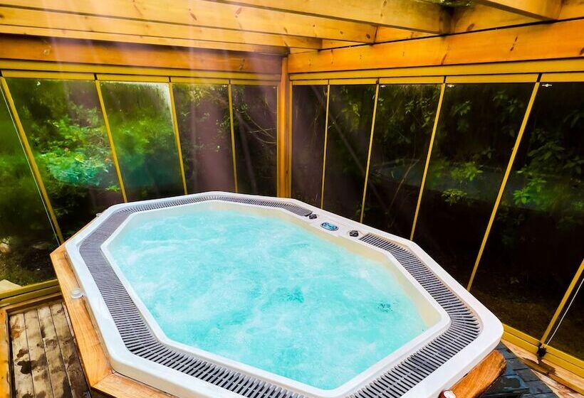 Banana Alaçatı Wellness Hotel Adults Only