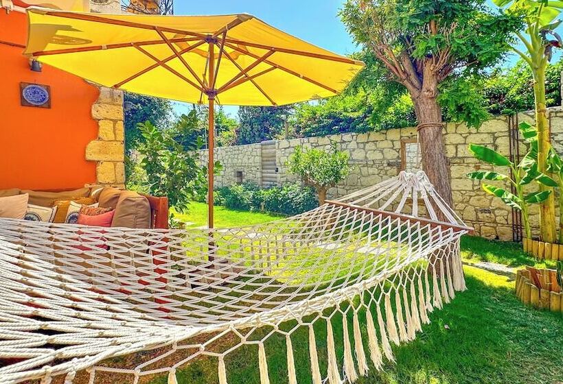 Banana Alaçatı Wellness Hotel Adults Only