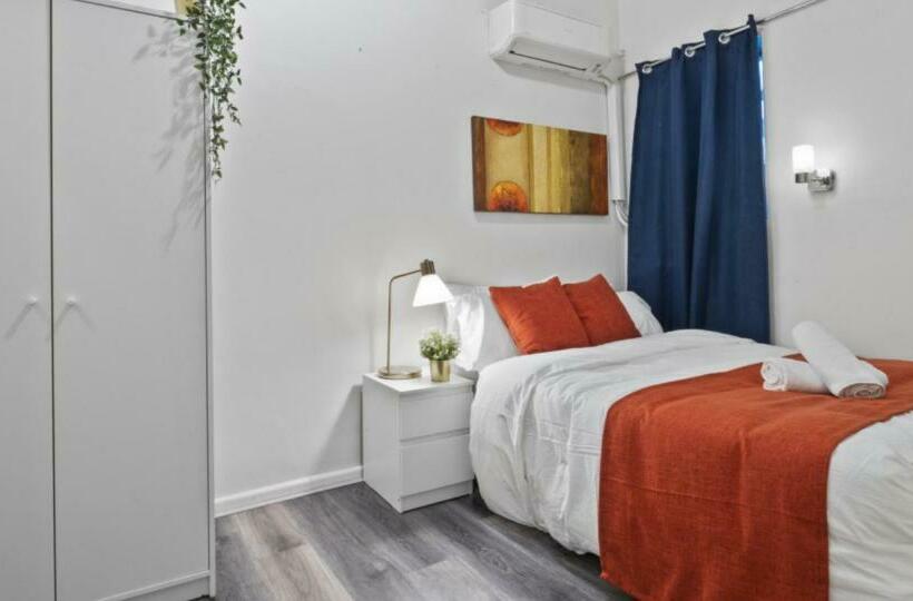 فندق Discover Potts Point Budget Accommodation