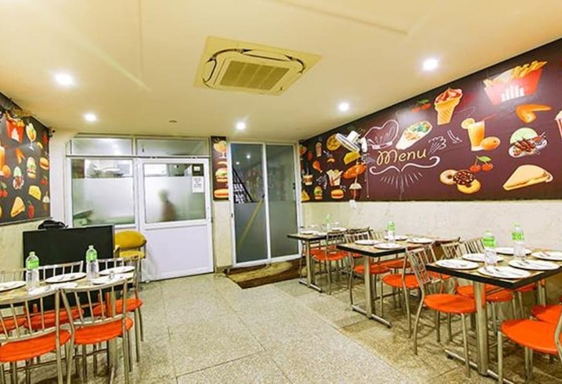 ホテル Fab Viroha