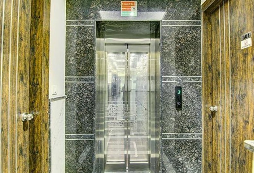 ホテル Fab Viroha